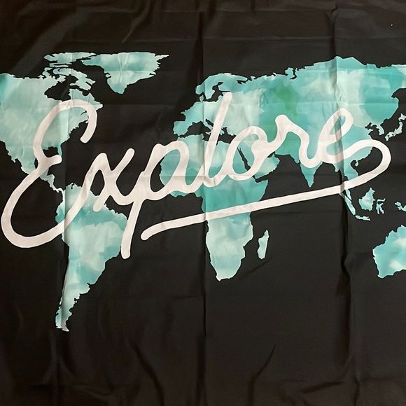 NWB “EXPLORE THE WORLD” TAPESTRY 50”x60” - Picture 2 of 5